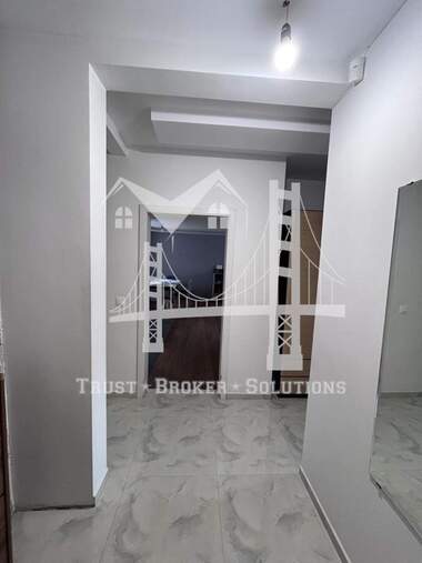 Vânzare - Apartament în Mladost-2,  Sofia