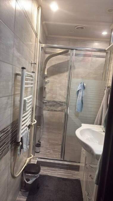 For sale - Apartment in Izgrev,  Plovdiv