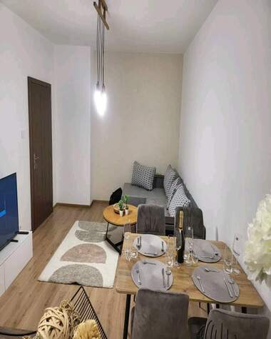 Vânzare - Apartament în Zona B-18,  Sofia