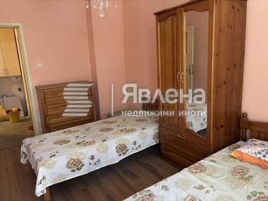 For sale - Apartment in Vazrajdane,  Burgas