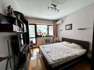Vânzare - Apartament în Lazur,  Burgas