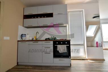 Închiriere - Apartament în Troșevo,  Varna