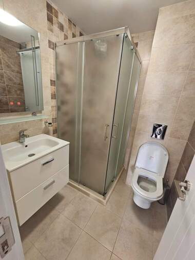 Închiriere - Apartament în Mladejki hălm,  Plovdiv
