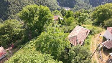 For sale - House in Laki,  Plovdiv