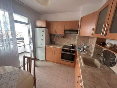 Vânzare - Apartament în Iztok,  Pazardjik
