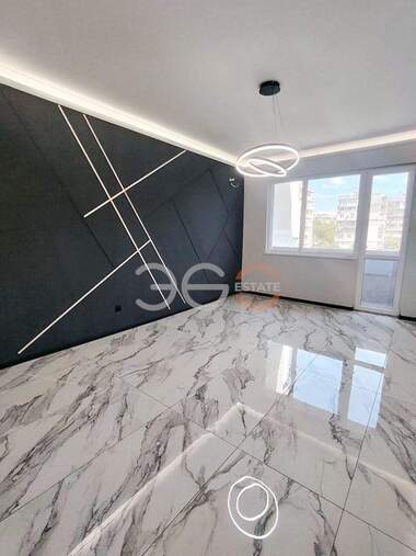For sale - Apartment in Vazrajdane 2,  Varna