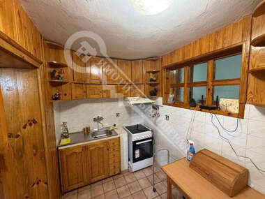 Închiriere - Apartament în Stara ceast,  Veliko Tărnovo