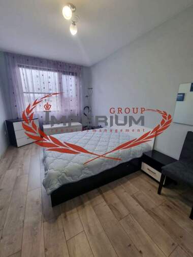 Închiriere - Apartament în Kolhozen pazar,  Varna