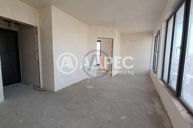 Продажба - Апартамент в Колхозен пазар,  Варна