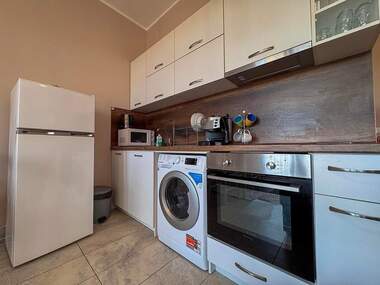 Închiriere - Apartament în Zornița,  Burgas