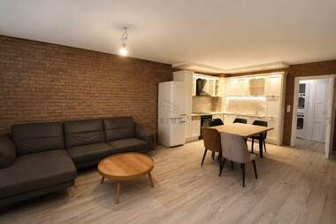 Miete - Wohnung in Slaweykow,  Burgas