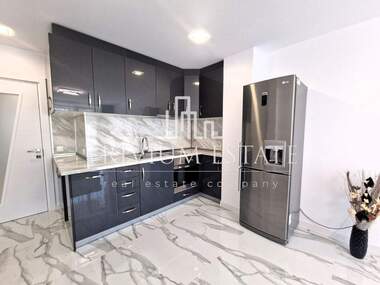 Închiriere - Apartament în Hristo Smirnenski,  Plovdiv