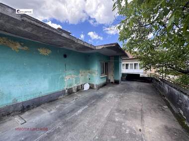 Verkauf - Etage von Haus in Zentar,  Wraza