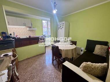 Vânzare - Apartament în Center,  Plovdiv