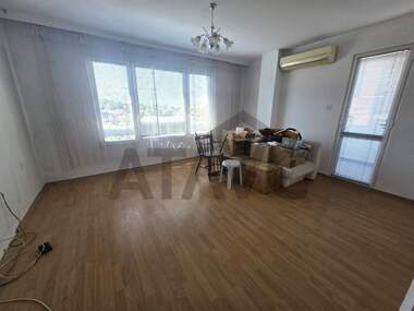 Verkauf - Wohnung in Mladejki halm,  Plowdiw