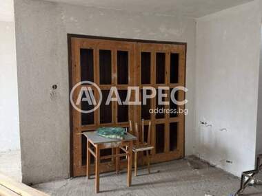 For sale - House in Bankia,  Sofia