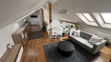 Kira - Apartman olarak Oborishte,  Sofia
