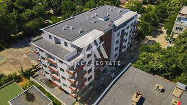 Продажба - Апартамент в Сторгозия,  Плевен