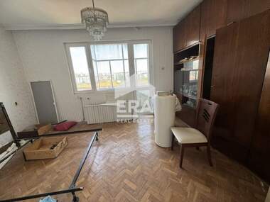 Продажа - Квартира в Овчарски,  Хасково