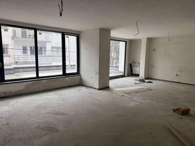 Verkauf - Wohnung in Zentar,  Iambol