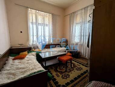 Vânzare - Casă în Placekovți,  Gabrovo