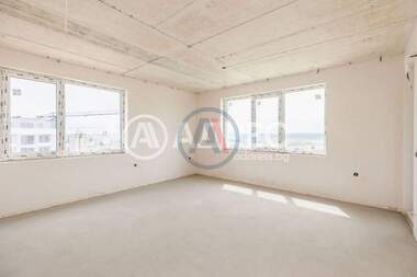 Vânzare - Apartament în Vladislavovo,  Varna