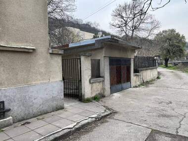 Продажба - Сграда в Никопол,  Плевен