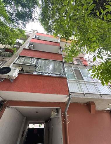 Verkauf - Wohnung in Wazrajdane,  Burgas