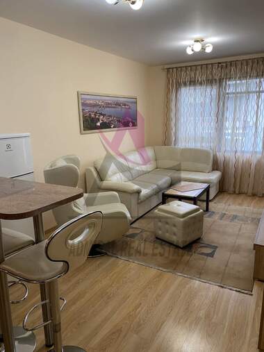 Наем - Апартамент в Общината,  Варна