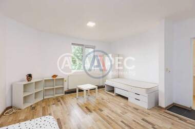 For sale - House in Kichevo,  Varna