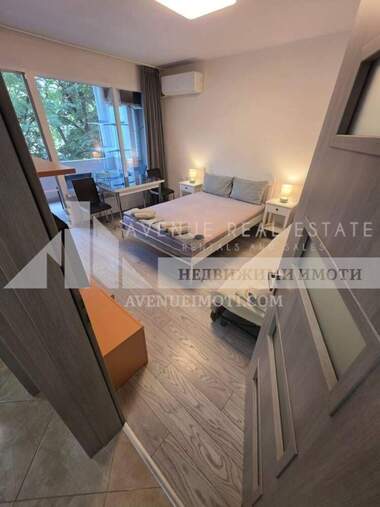 Продажба - Апартамент в Каменица 1,  Пловдив