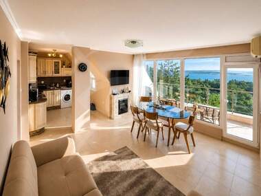 Vânzare - Apartament în Lazur,  Burgas