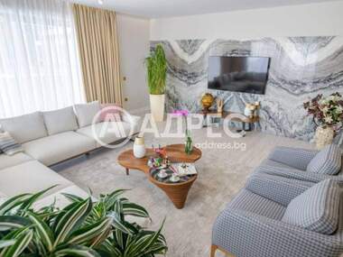 Vânzare - Apartament în Slănceev den,  Varna