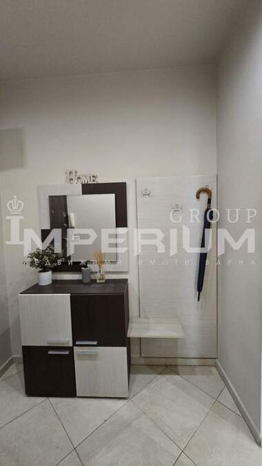 Kira - Apartman olarak Pogrebi,  Varna