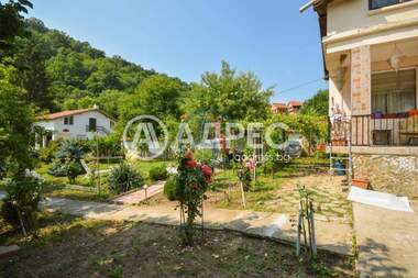 For sale - House in Mladezhko,  Burgas