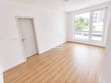 Verkauf - Wohnung in Ptschelina,  Warna