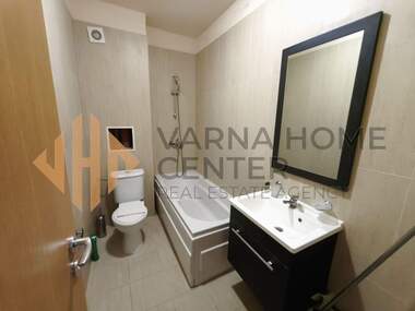 Vânzare - Apartament în Balceik,  Dobrice