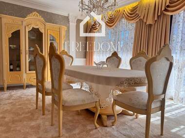 Продажа - Квартира в Святые Константин и Елена,  Варна