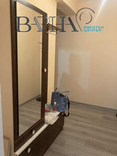 Наем - Апартамент във Виница,  Варна