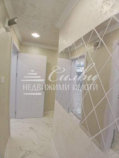 For sale - Apartment in Dobrudjanski,  Shumen