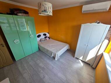 Închiriere - Apartament în Slaveîkov,  Burgas