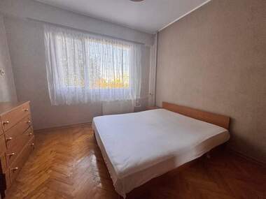 Vânzare - Apartament în Storgozia,  Pleven