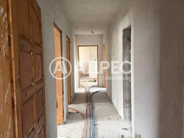 For sale - House in Bankia,  Sofia