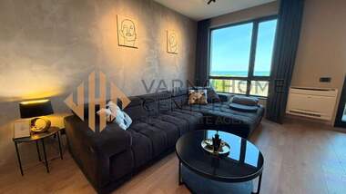 Închiriere - Apartament în Sfinții Constantin și Elena,  Varna