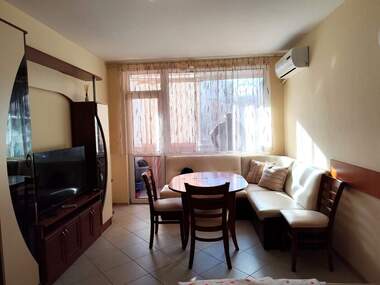 Închiriere - Apartament în Wider Center,  Pleven