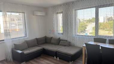 For rent - Apartment in Zona B,  Veliko Tarnovo