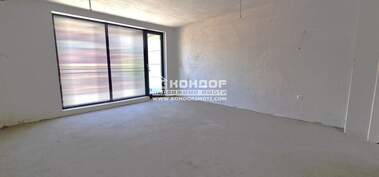 Vânzare - Apartament în Kărșiaka,  Plovdiv