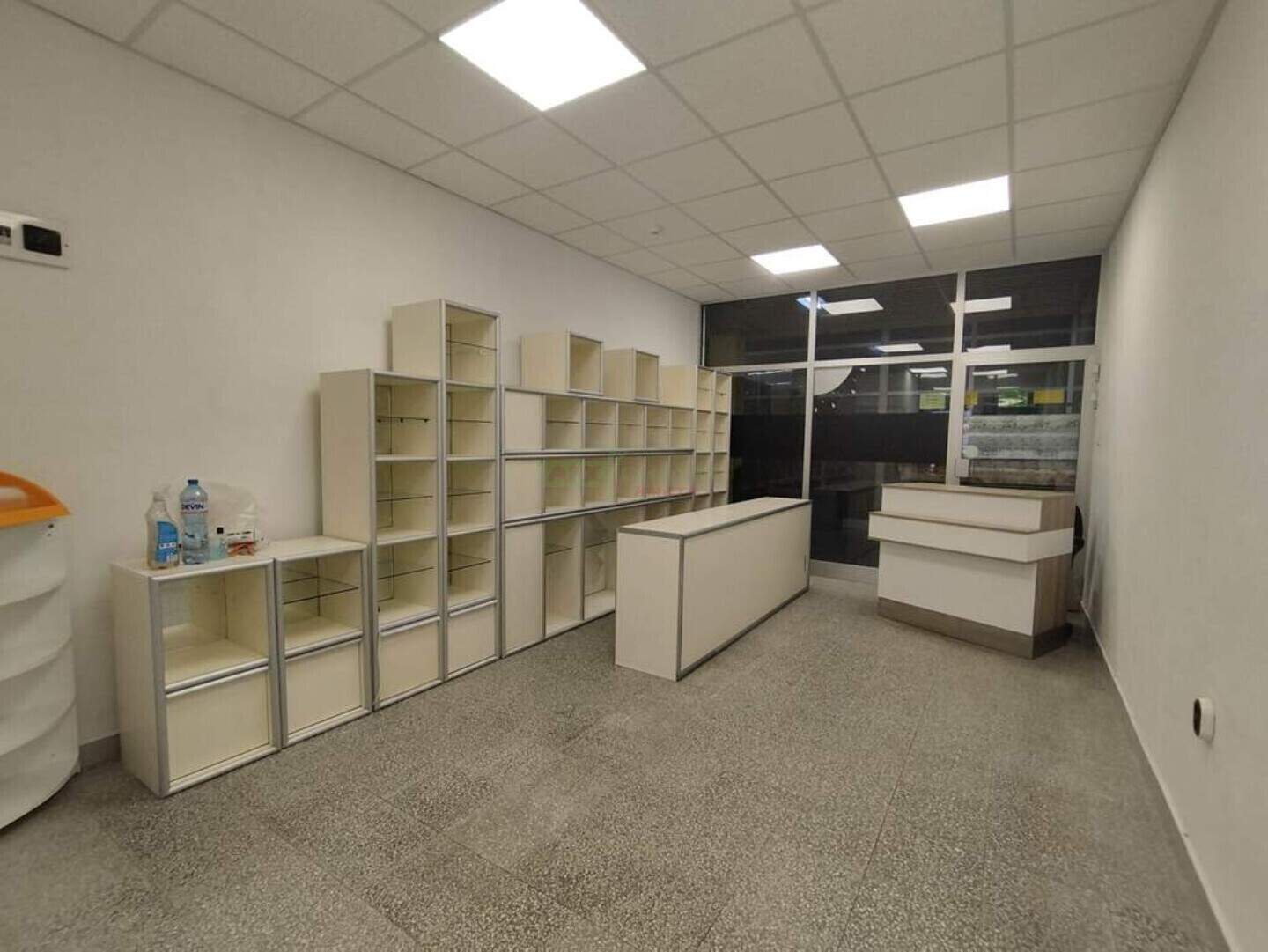Magazin în Slatina, Sofia – fotografia 2