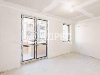 For sale - Apartment in Liatno kino Trakia,  Varna