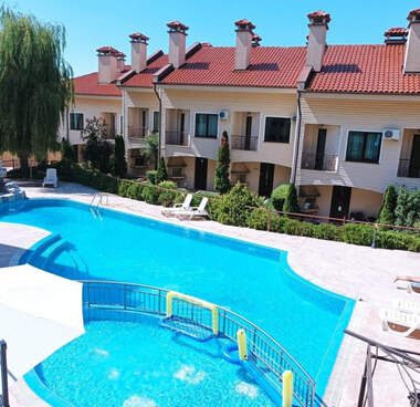 Продажа - Квартира в Кошарица,  Бургас